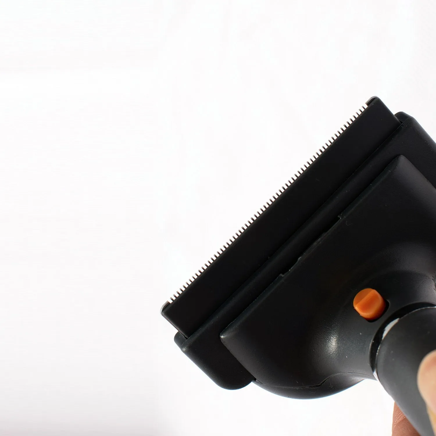 Self Cleaning Deshedder Brush